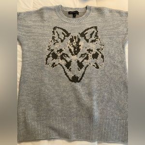 Banana Republic sweater size medium excellent used condition